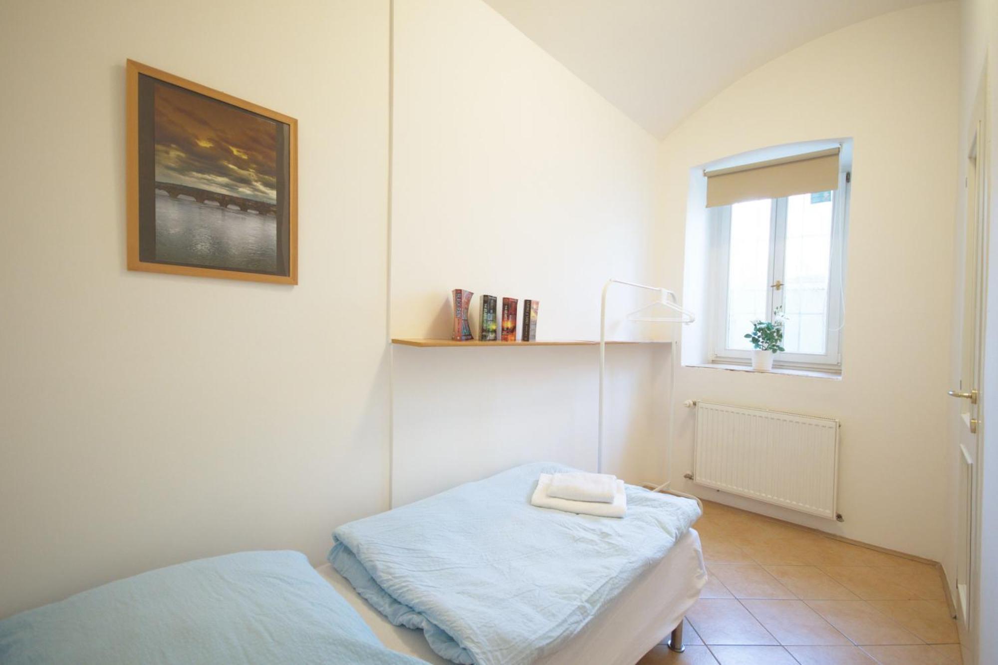 Residence Kostnicke Square Прага Екстериор снимка